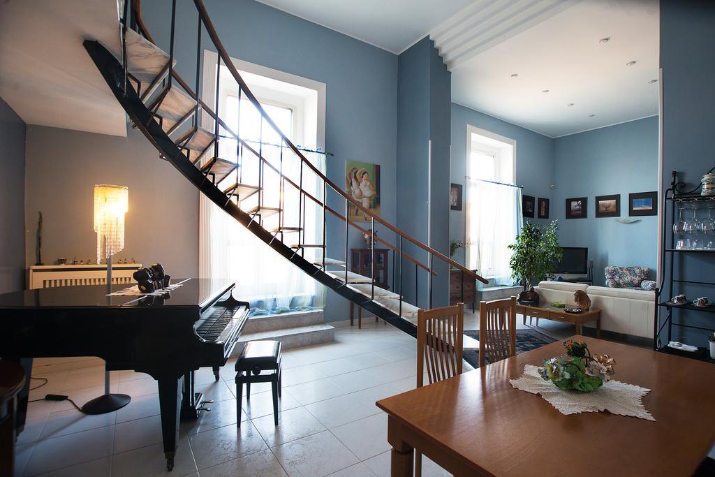 B&B Cuore Di Napoli Exteriör bild