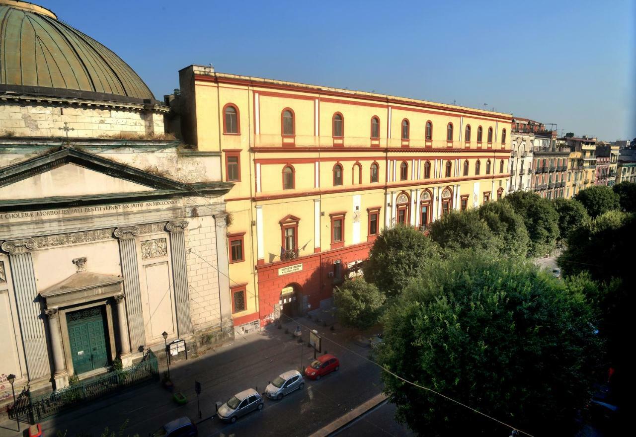 B&B Cuore Di Napoli Exteriör bild